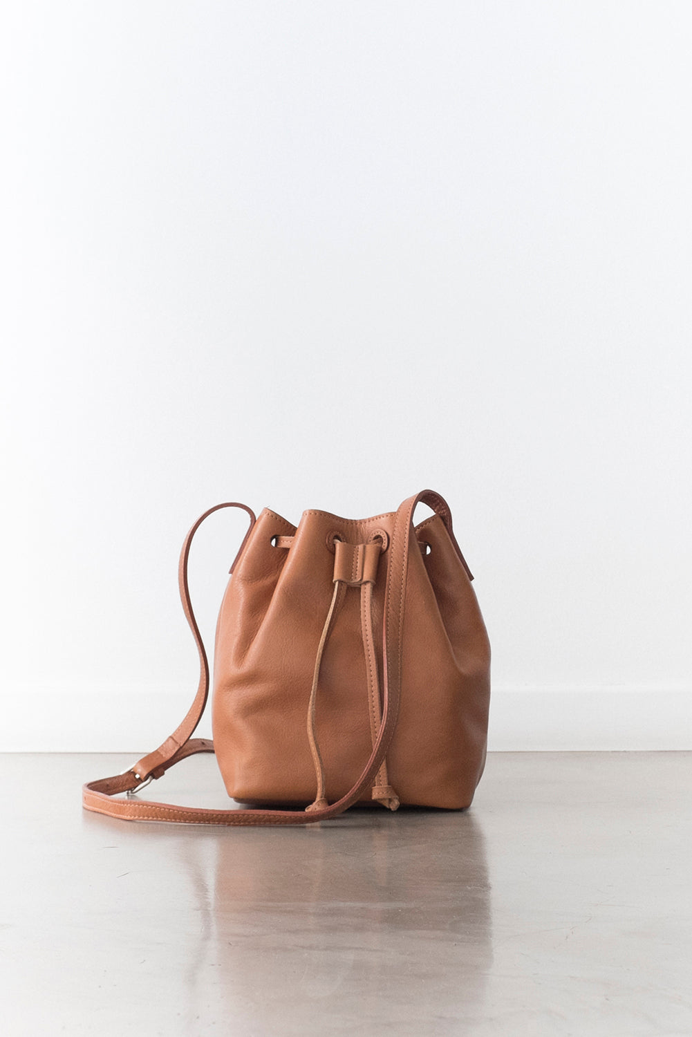 Baggu truedupon Drawstring Leather Bucket